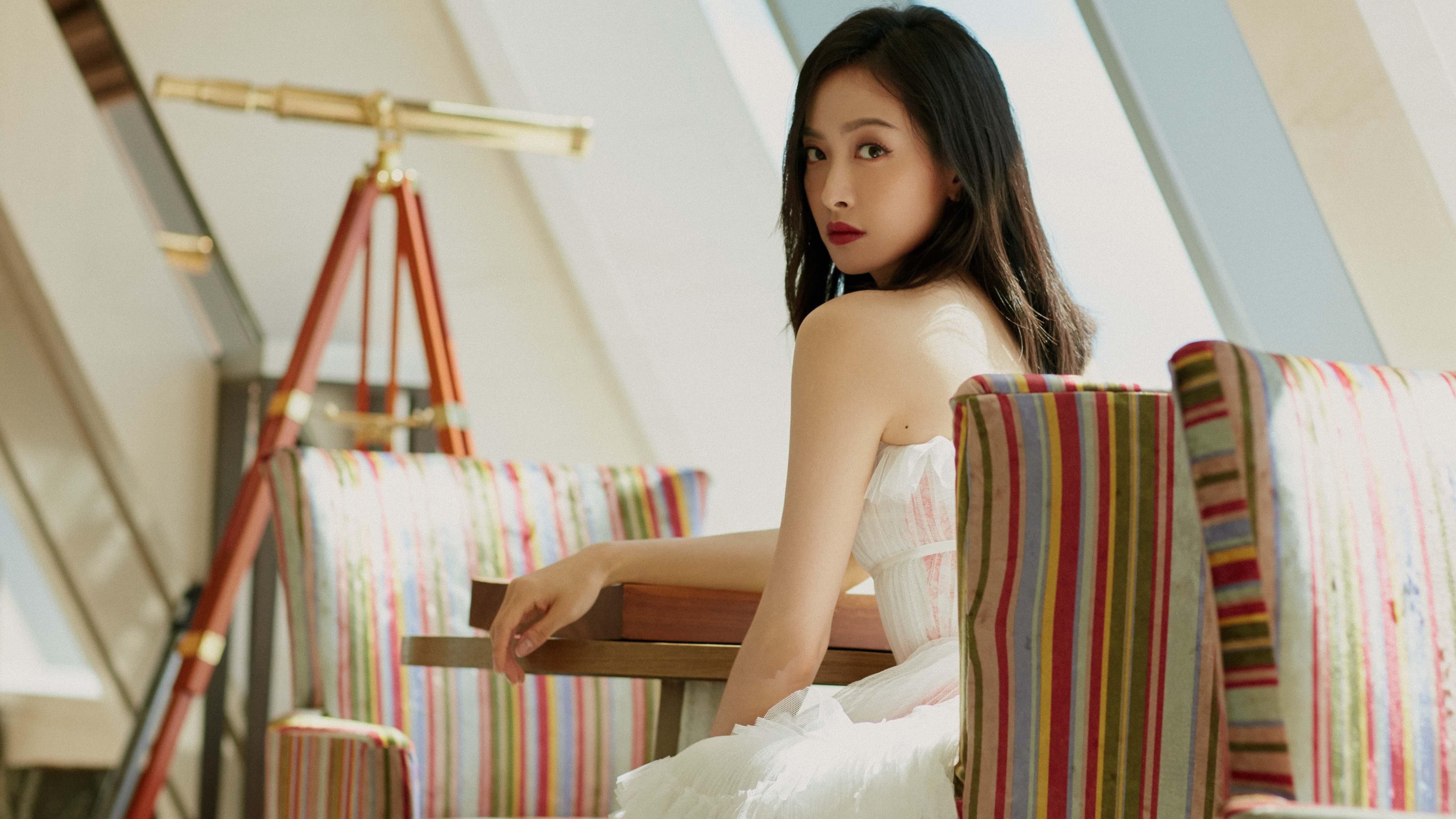 世俱杯足球赛事在线直播-《V5战队新星Lina崭露头角,未来可期》,v5战队新一